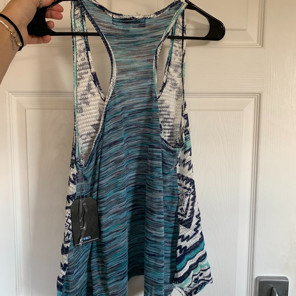 Patterned Tank Top - Picture 2 of 2